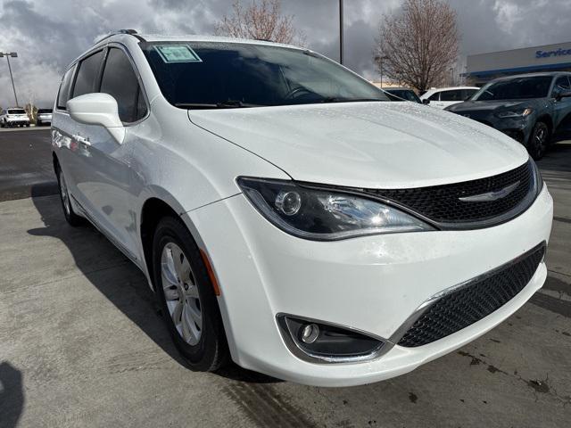 used 2018 Chrysler Pacifica car, priced at $13,690