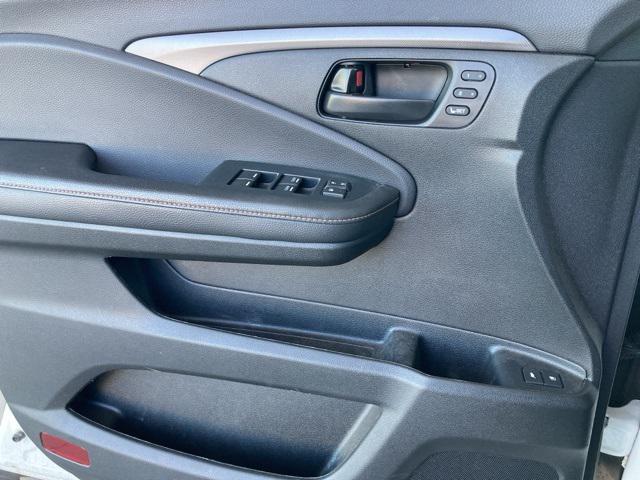 used 2023 Honda Passport car, priced at $34,000