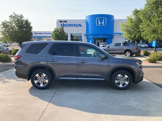 new 2025 Honda Pilot car, priced at $47,050
