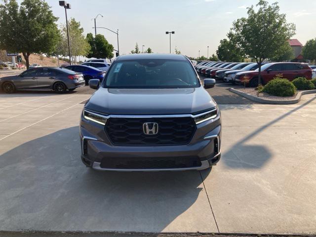 new 2025 Honda Pilot car, priced at $47,050