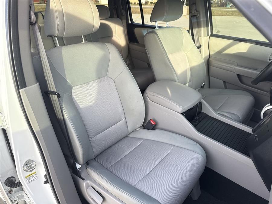 used 2010 Honda Pilot car, priced at $9,999