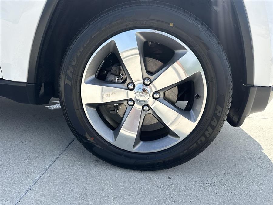 used 2014 Jeep Grand Cherokee car, priced at $11,950