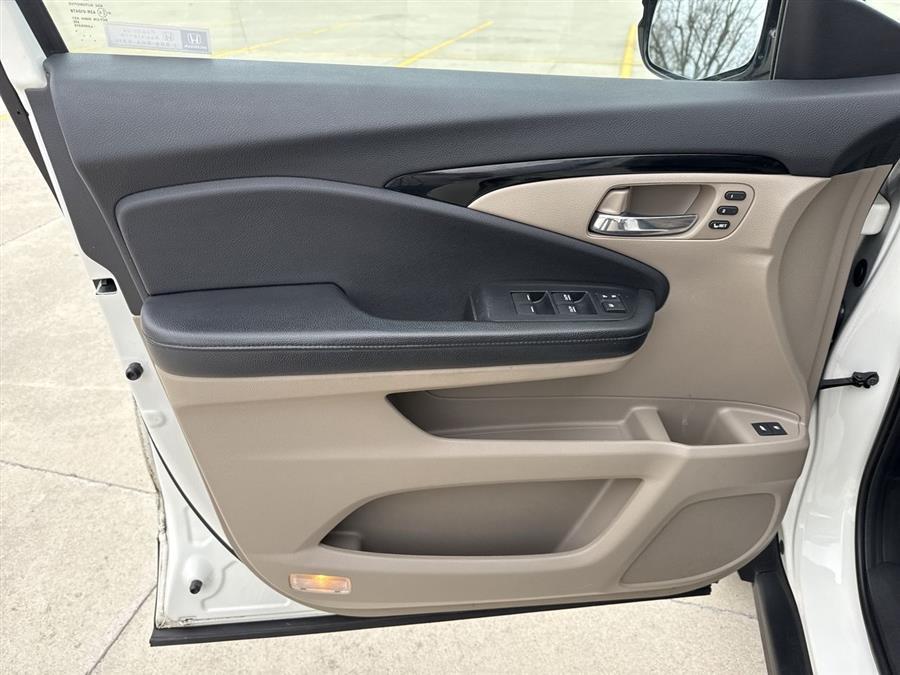used 2018 Honda Pilot car, priced at $16,500
