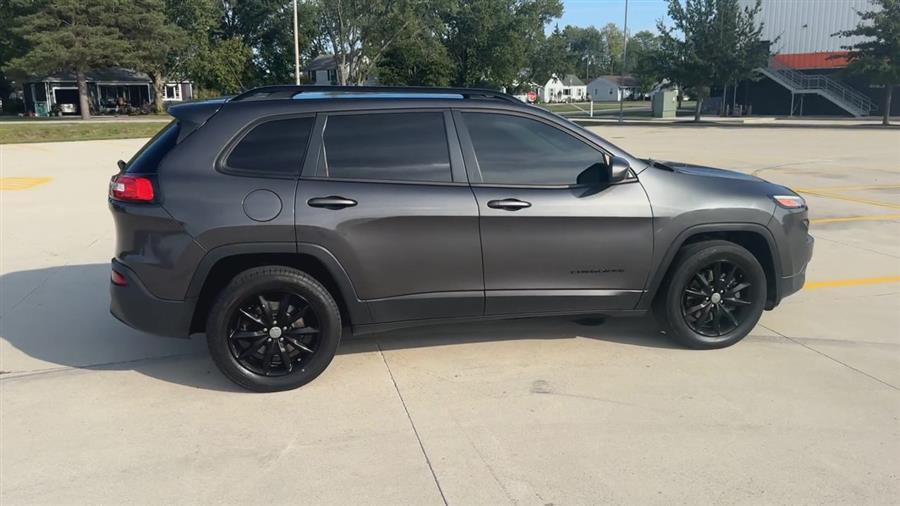 used 2014 Jeep Cherokee car, priced at $9,988