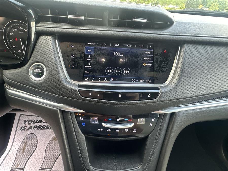 used 2021 Cadillac XT5 car, priced at $26,888