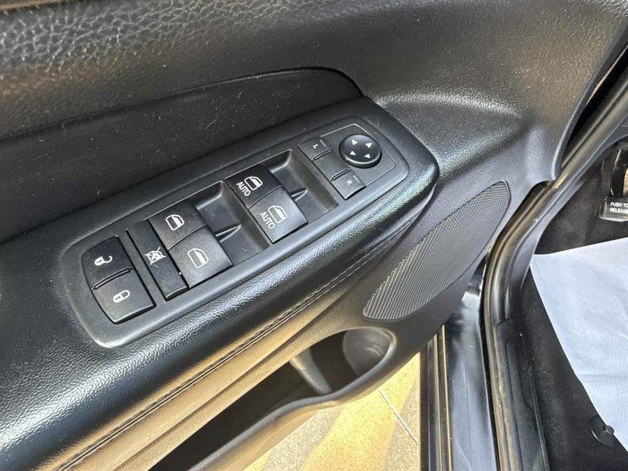 used 2019 Jeep Grand Cherokee car, priced at $18,200