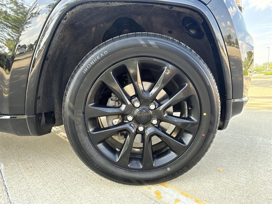 used 2019 Jeep Grand Cherokee car, priced at $18,200
