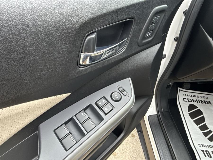 used 2015 Honda CR-V car, priced at $14,800