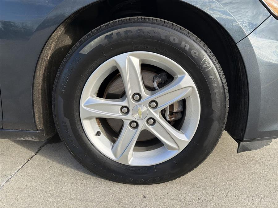 used 2019 Chevrolet Malibu car, priced at $12,250