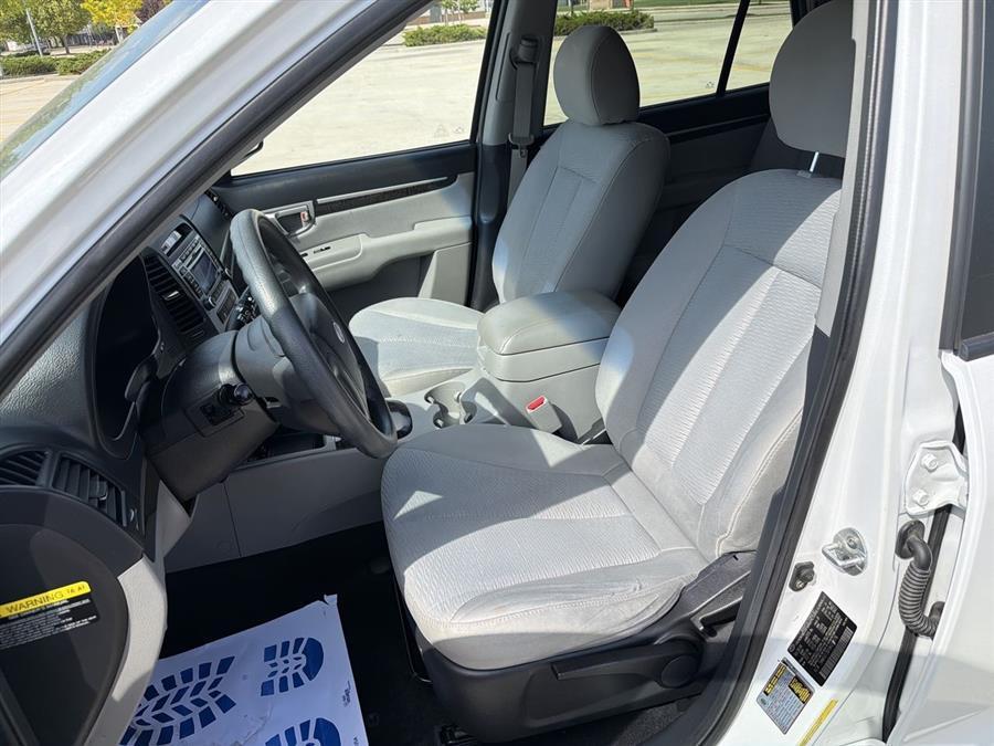 used 2009 Hyundai Santa Fe car, priced at $7,450