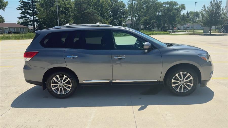 used 2015 Nissan Pathfinder car, priced at $11,950