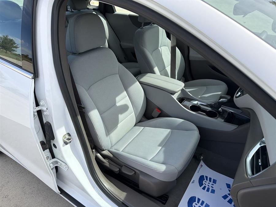 used 2021 Chevrolet Malibu car, priced at $12,999