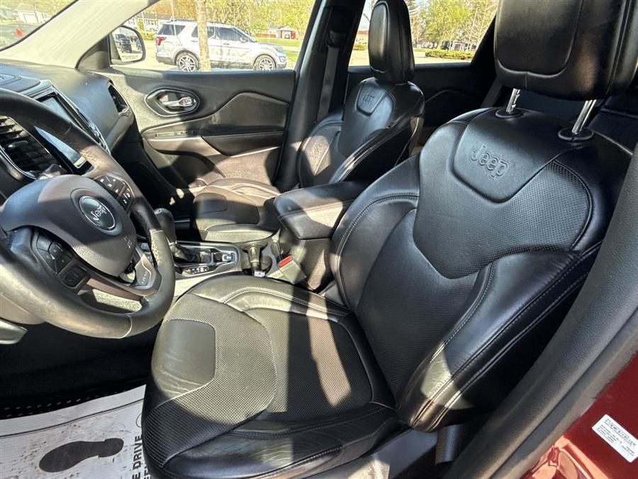 used 2019 Jeep Cherokee car, priced at $15,988