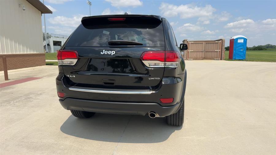 used 2020 Jeep Grand Cherokee car, priced at $21,447