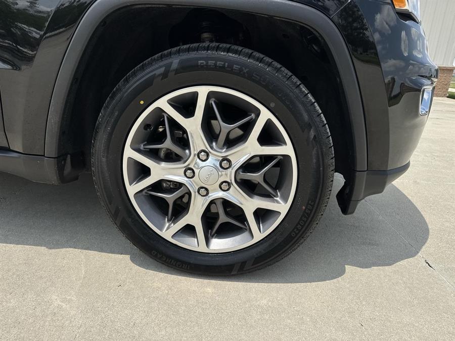 used 2020 Jeep Grand Cherokee car, priced at $21,447