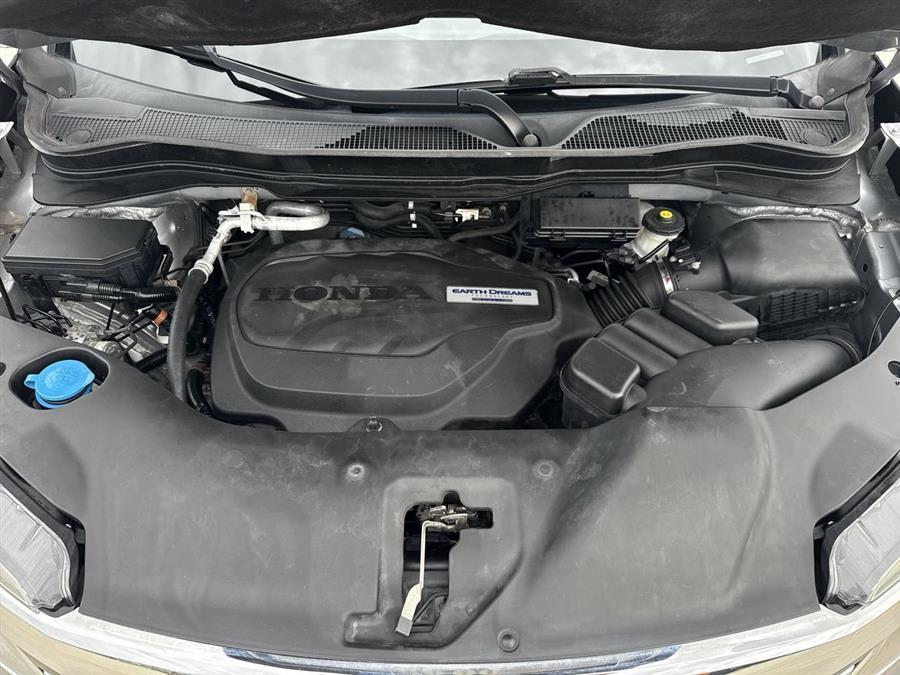 used 2017 Honda Pilot car, priced at $14,900