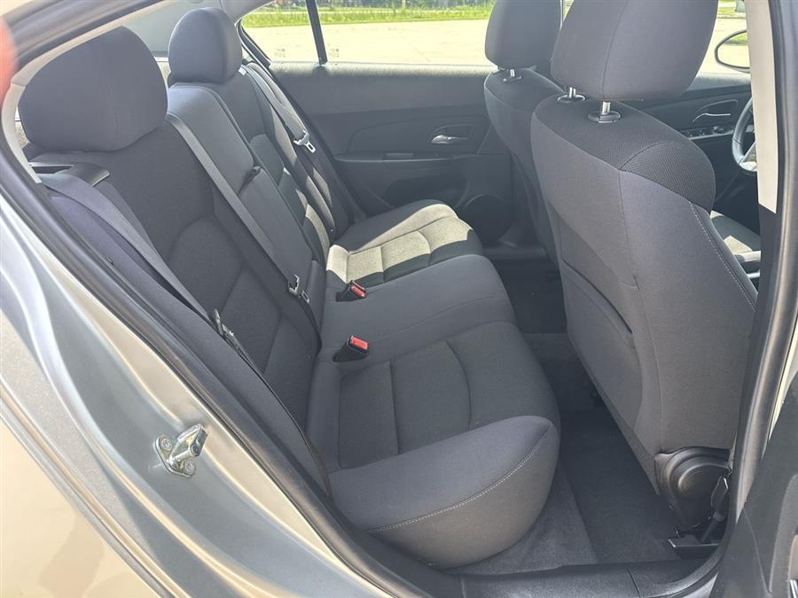 used 2015 Chevrolet Cruze car, priced at $9,999