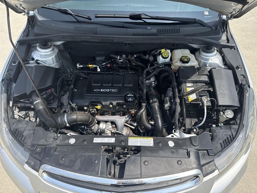 used 2015 Chevrolet Cruze car, priced at $9,999