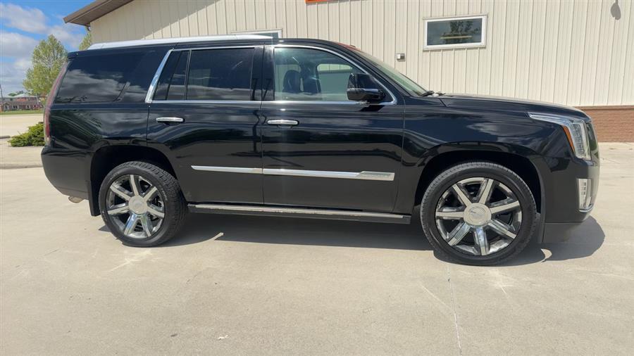 used 2016 Cadillac Escalade car, priced at $28,004