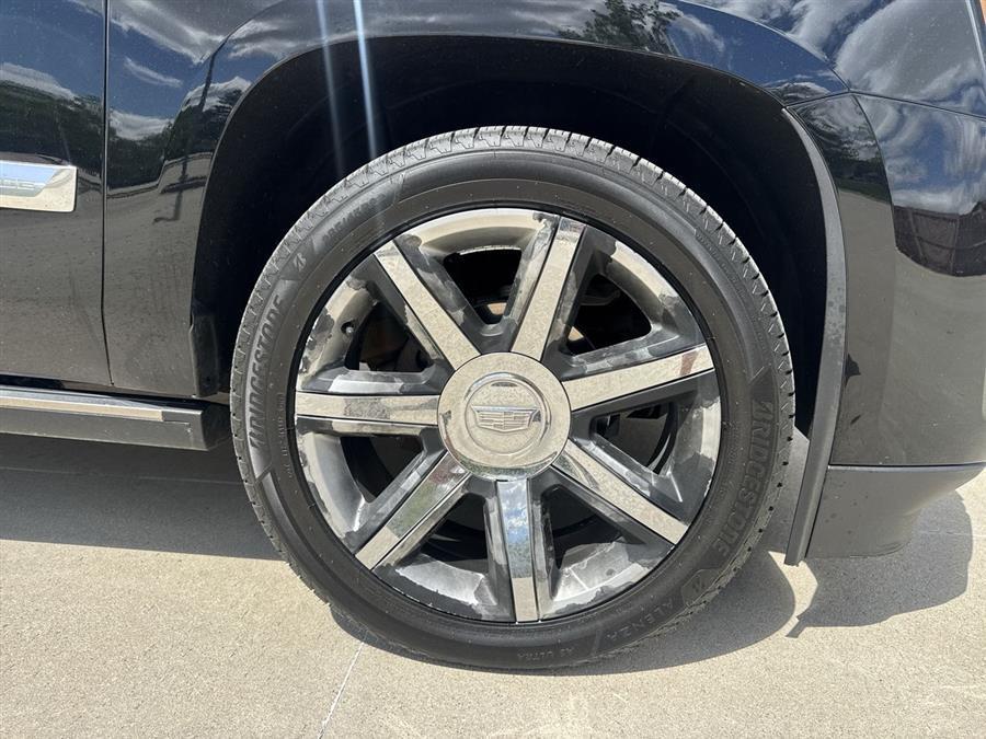 used 2016 Cadillac Escalade car, priced at $28,004