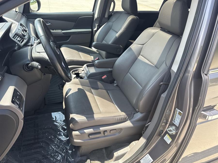 used 2015 Honda Odyssey car, priced at $13,200