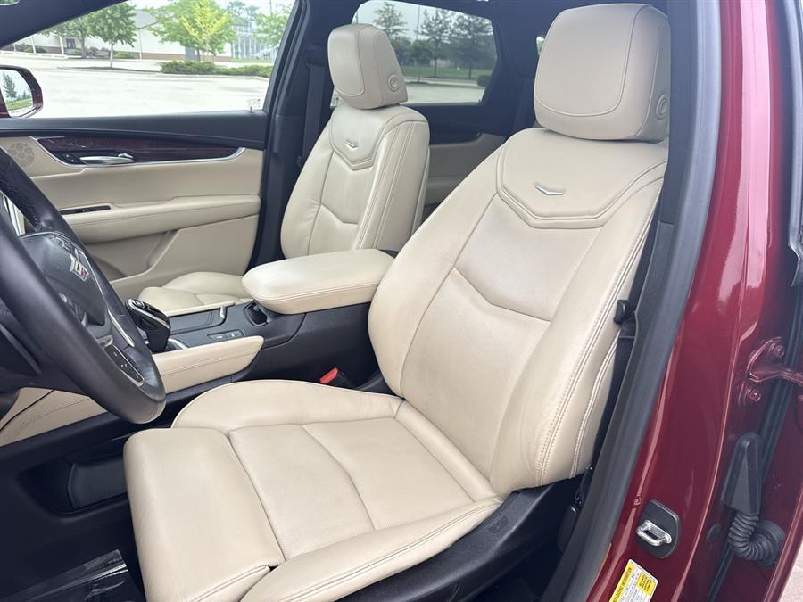 used 2017 Cadillac XT5 car, priced at $15,999