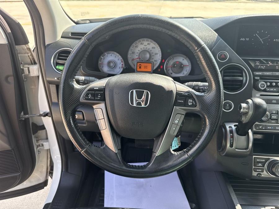 used 2015 Honda Pilot car, priced at $11,900