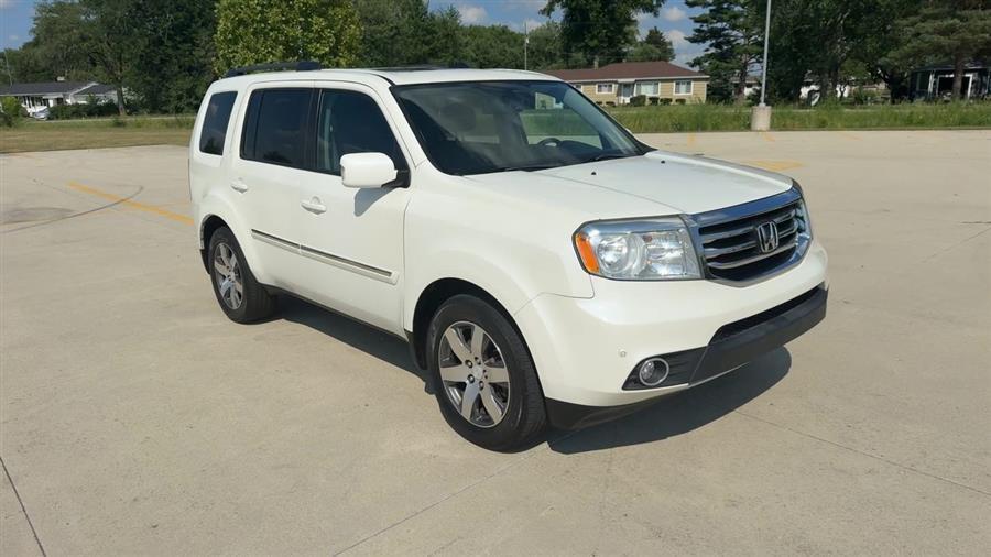 used 2015 Honda Pilot car, priced at $11,900