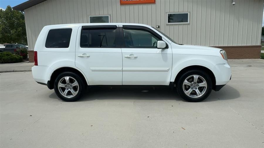 used 2013 Honda Pilot car, priced at $11,500