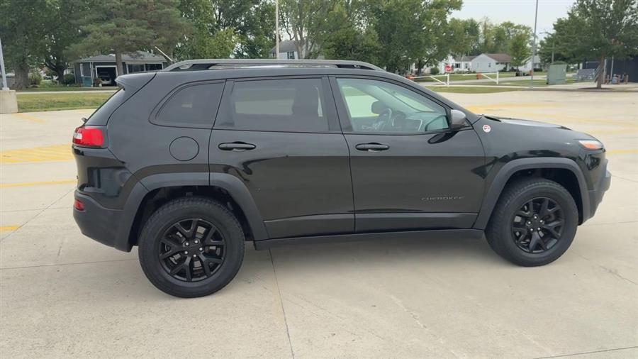 used 2015 Jeep Cherokee car, priced at $13,988