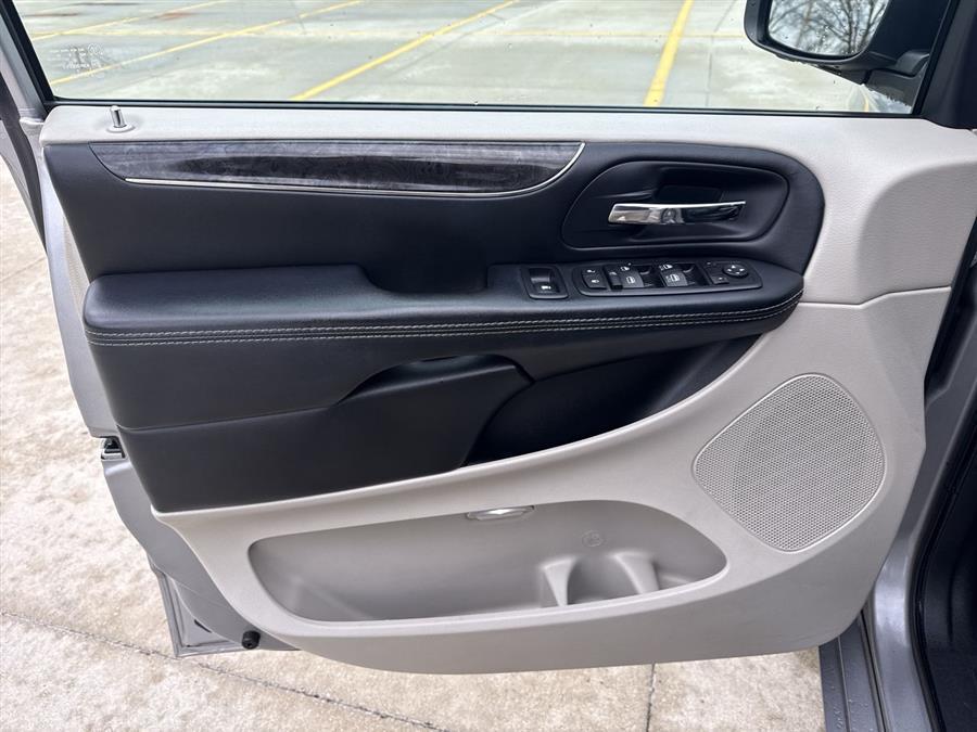used 2015 Chrysler Town & Country car, priced at $10,200