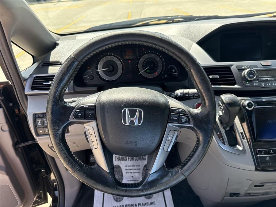 used 2014 Honda Odyssey car, priced at $13,999
