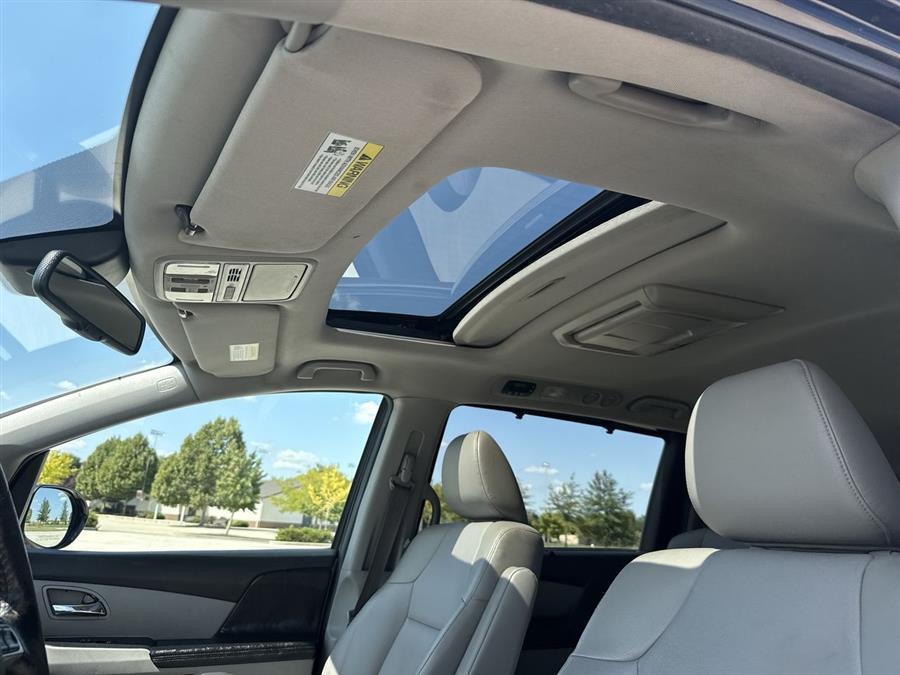 used 2014 Honda Odyssey car, priced at $13,999