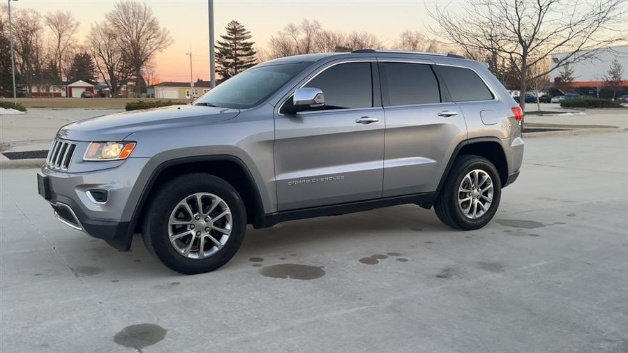 used 2015 Jeep Grand Cherokee car, priced at $12,998