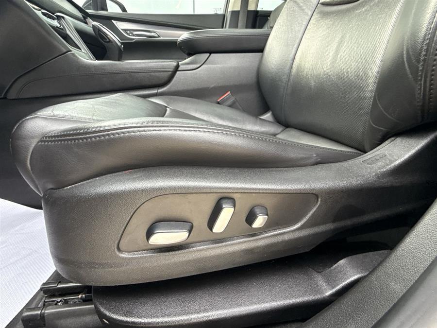 used 2019 Cadillac XT5 car, priced at $18,500