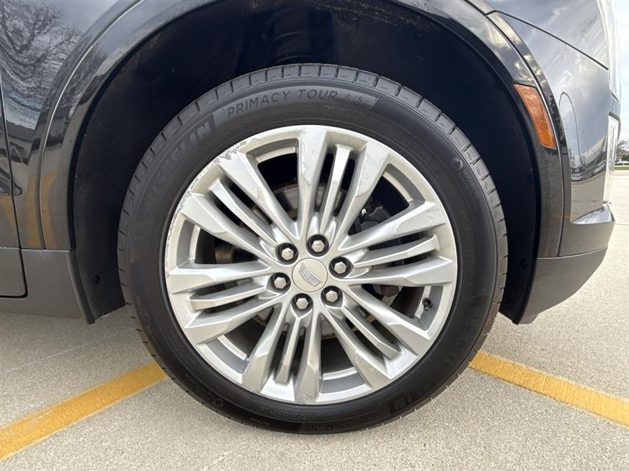 used 2019 Cadillac XT5 car, priced at $18,500
