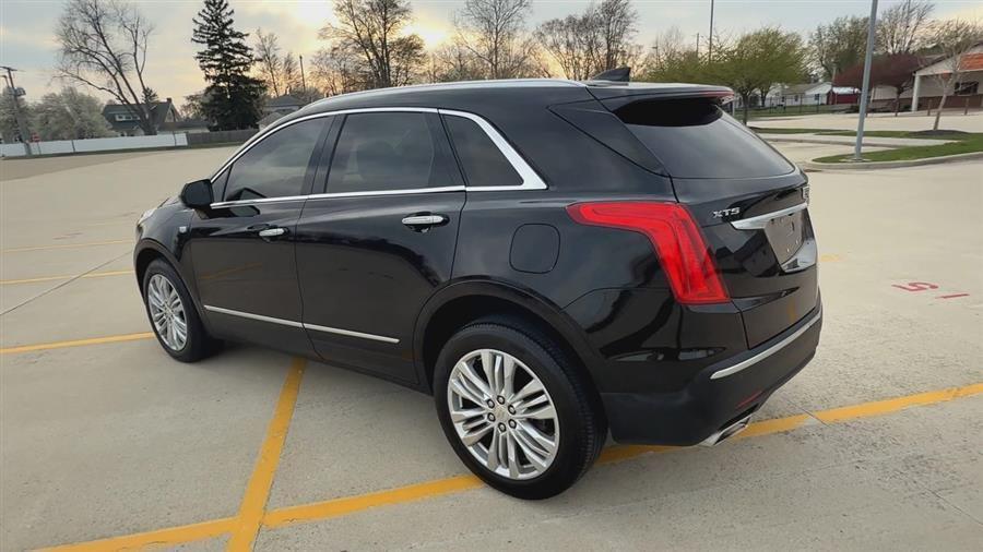 used 2019 Cadillac XT5 car, priced at $18,500