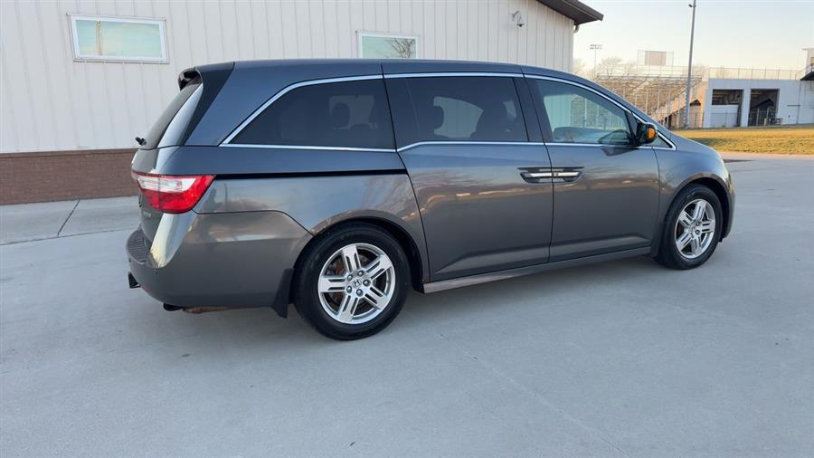 used 2011 Honda Odyssey car, priced at $6,999