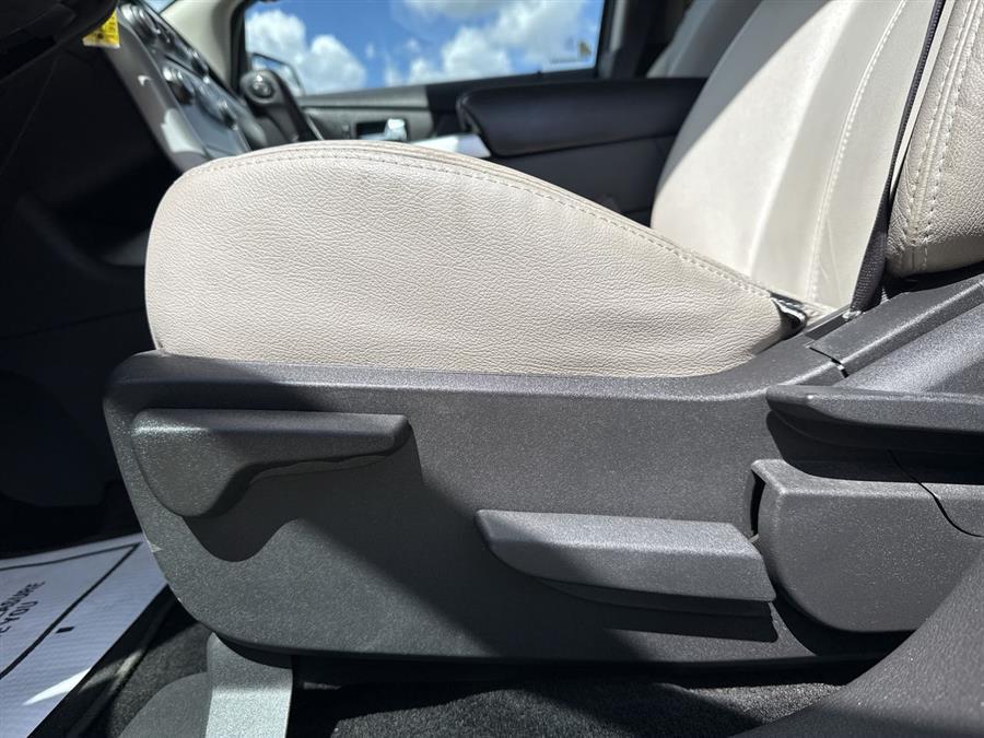 used 2013 Ford Edge car, priced at $9,999