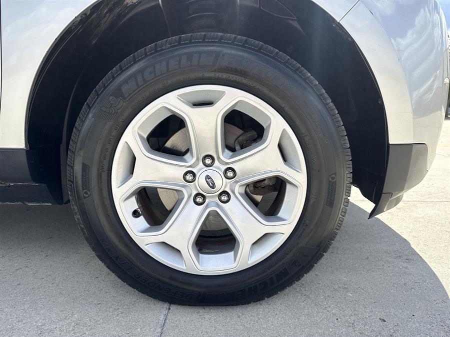 used 2013 Ford Edge car, priced at $9,999