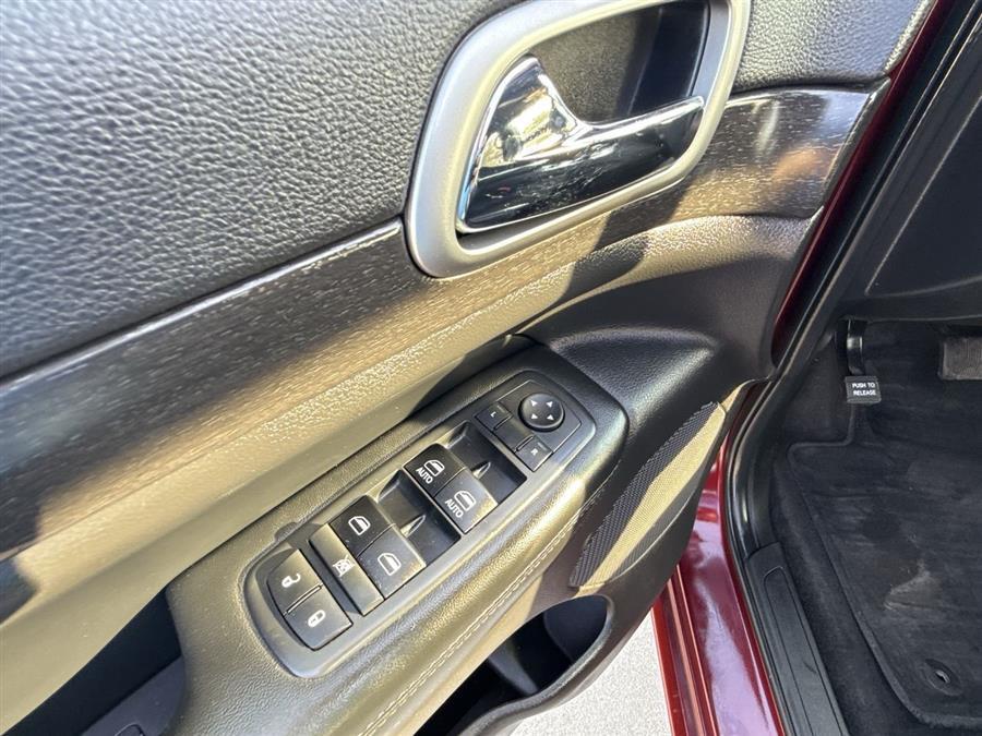 used 2018 Jeep Grand Cherokee car, priced at $19,999