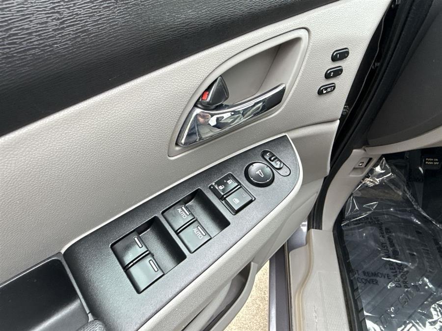 used 2016 Honda Odyssey car, priced at $15,999