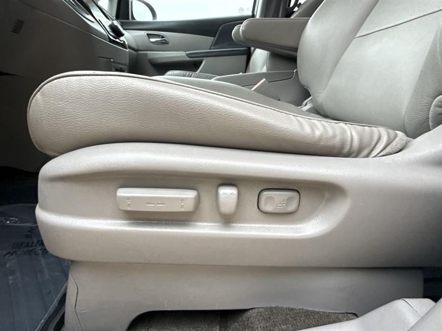 used 2016 Honda Odyssey car, priced at $15,999