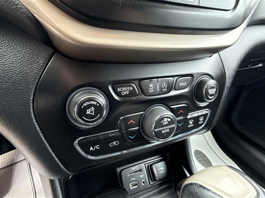 used 2016 Jeep Cherokee car, priced at $11,200