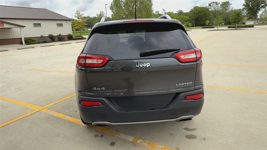 used 2016 Jeep Cherokee car, priced at $11,200