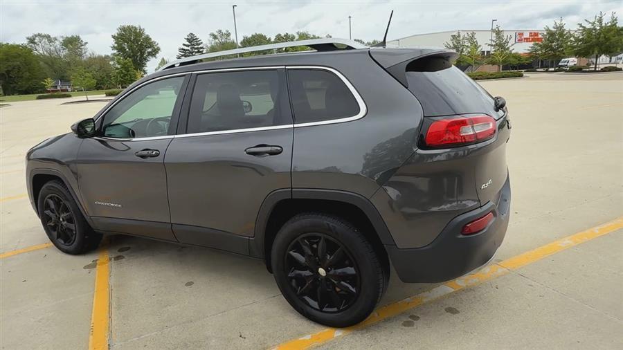 used 2016 Jeep Cherokee car, priced at $11,200