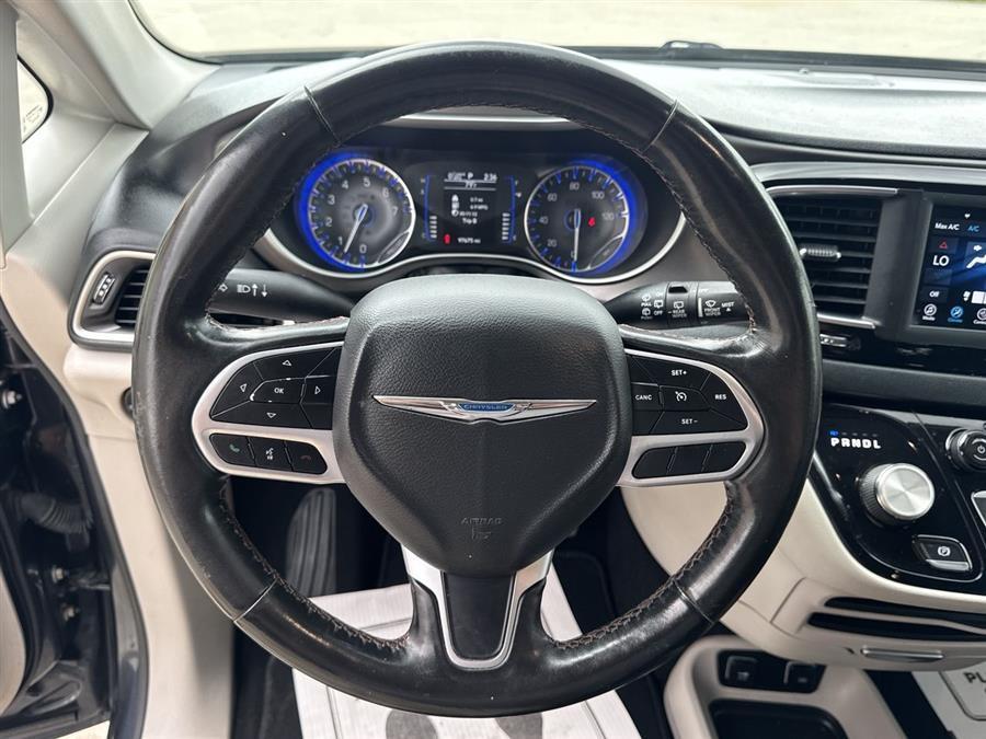 used 2020 Chrysler Pacifica car, priced at $17,195