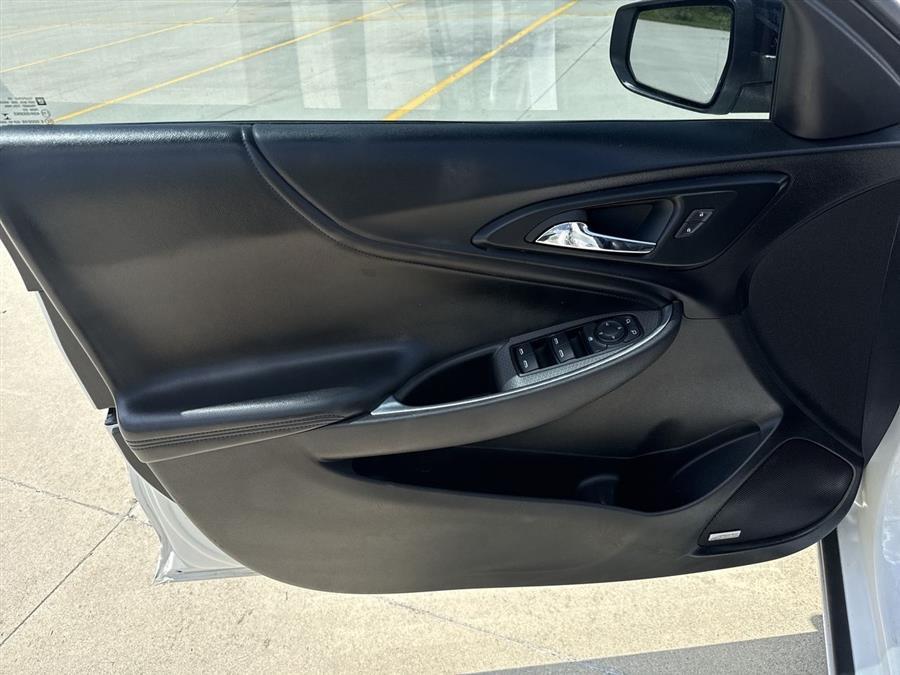 used 2018 Chevrolet Malibu car, priced at $12,800