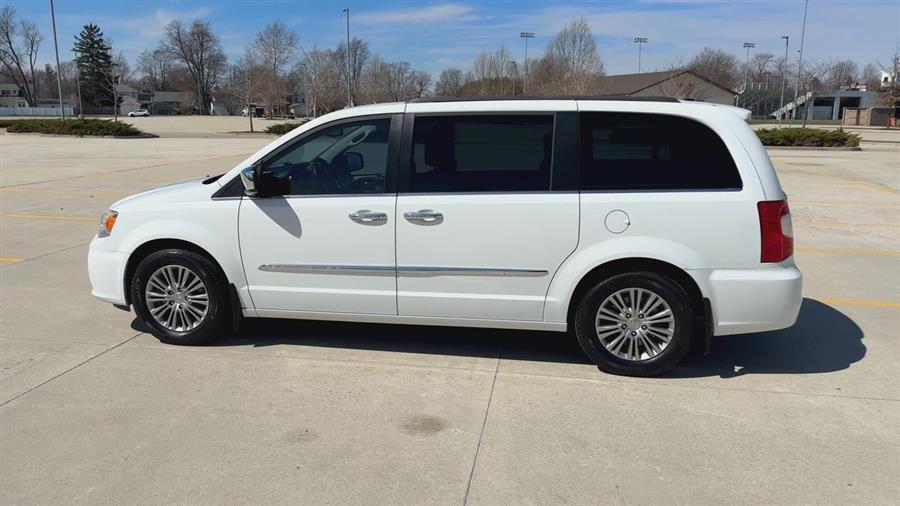 used 2014 Chrysler Town & Country car, priced at $9,999