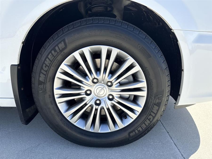 used 2014 Chrysler Town & Country car, priced at $9,999